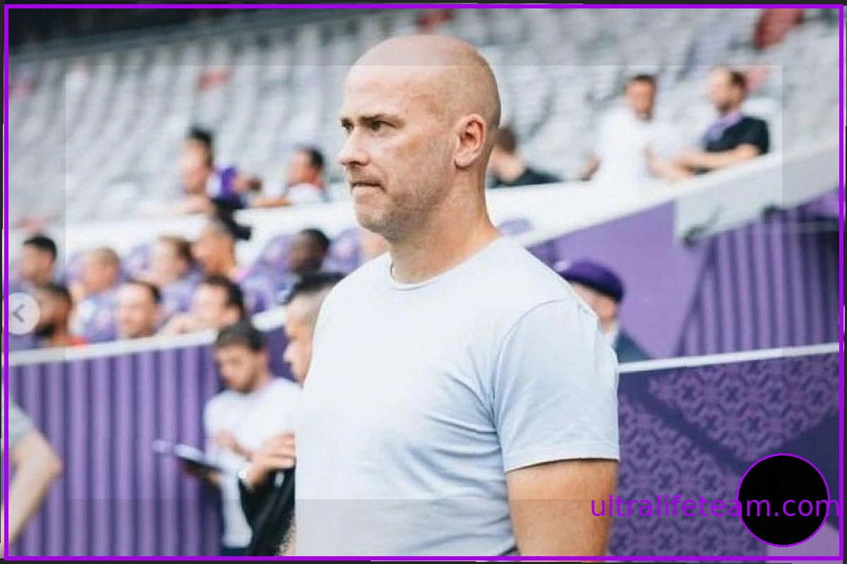 Jens Berthel Askou: "Aceptamos que llevará tiempo" tras la derrota del Toulouse contra el Hamburgo