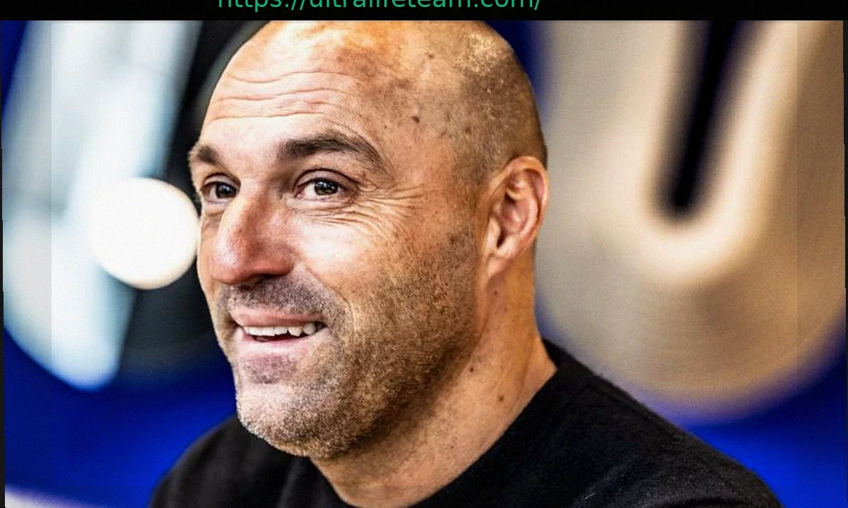 Alexandre Dujeux, a punto de renovar por un año más en el banquillo del Angers, duodécimo en la Ligue 1